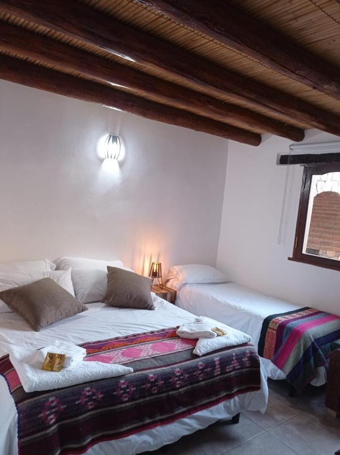 Aguas Coloradas Hotel